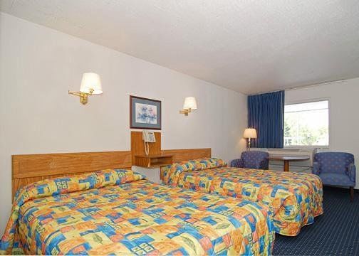Rodeway Inn Brevard Habitación foto